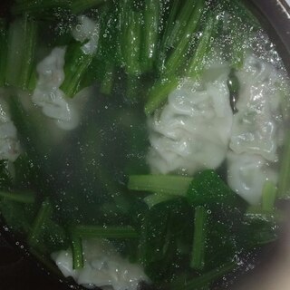 小松菜と餃子のスープ
